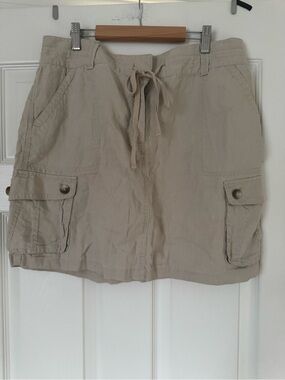 Ann Taylor khaki Cargo Skirt -Sz 12